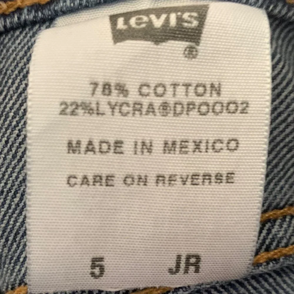 Levi's High Rise Blue Jean Denim Shorts Red Tab Juniors Size 5 - Picture 7 of 8